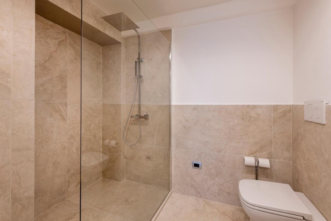 FCM Tourism - Rosales Apartments Milan Extérieur photo